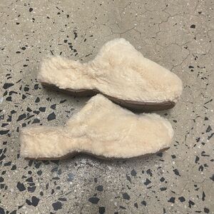 UGG  Women's Fuzzy Slippers, worn 2 or 3 times